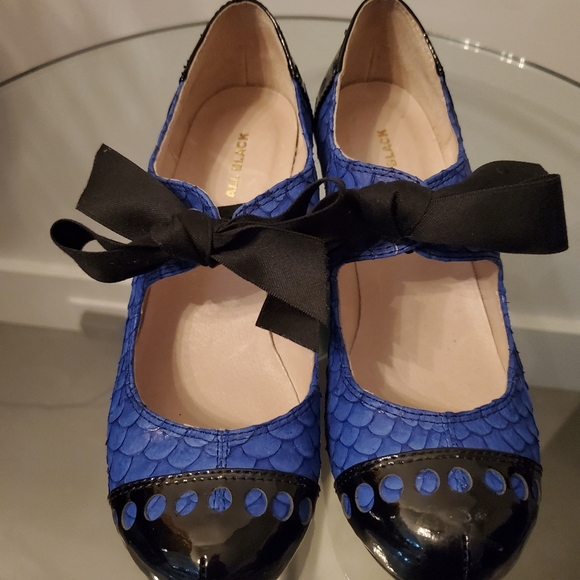 ALL BLACK Mary Jane shoe - Picture 1 of 9